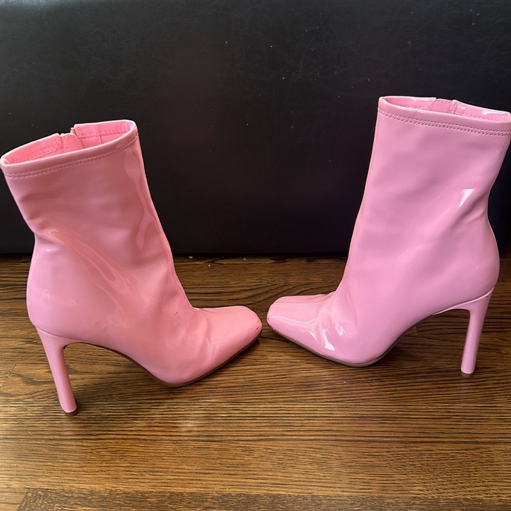 Pink heels